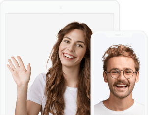 桌面与手机双端形态:网页版与 App 同时在线